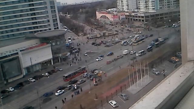 Спешащий кортеж на Русаковской О1052 77; Т230ОЕ 177; В619ОТ 177 смотреть онлайн