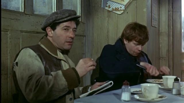 Doctor in Distress (Dirk Bogarde) (1963) смотреть онлайн