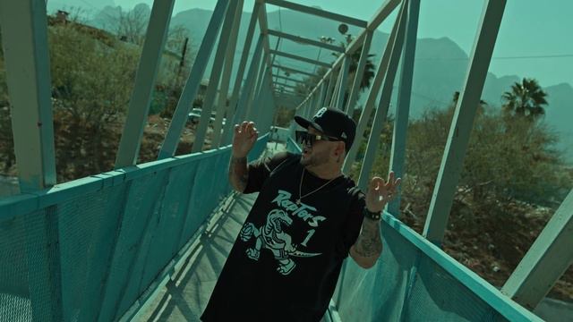 Wayel - BIEN GRIS Ft. @DavidBM666 смотреть онлайн