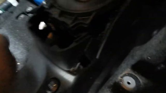 Nissan Note e-Power. Ниссан ноут е паур, снятие средней консоли между сиденьями смотреть онлайн