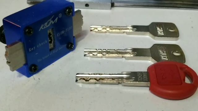 С чем сталкивается мастер по изготовлению ключей. Малая часть) смотреть онлайн