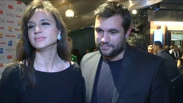 Edward af Sillén: "Den här festen sköter sig själv" смотреть онлайн