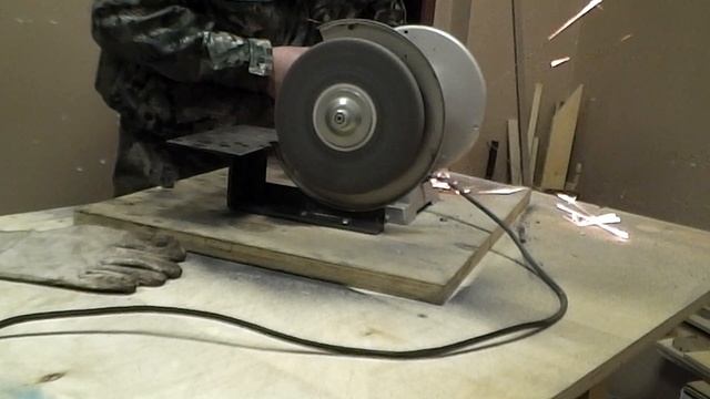 маленький топорик для походов и дома смотреть онлайн