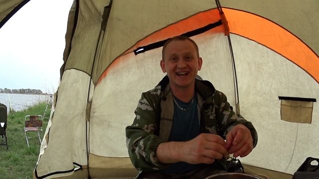 Рыбалка с женой на пасху/жарим вкусняшки) День 1! смотреть онлайн