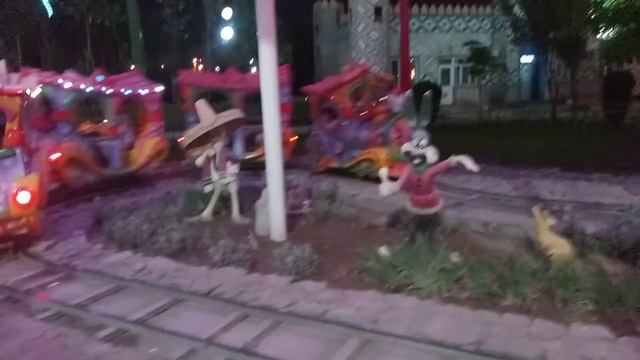 Парк аттракционов города Душанбе. Dushanbe amusement park. смотреть онлайн