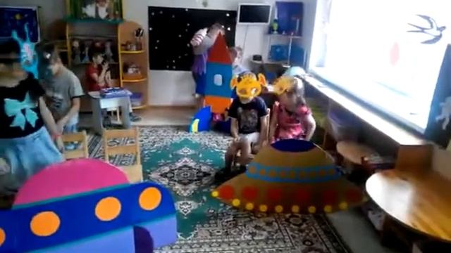 Сюжетно-ролевая игра "Путешествие в космос" смотреть онлайн