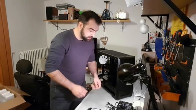 Unboxing Phanteks Enthoo Pro M Acrylic Gaming PC GTX 1070 смотреть онлайн