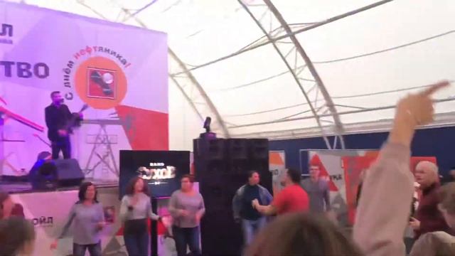 СУХОВ band ТЮМЕНЬ День Нефтяника LIVE MIX смотреть онлайн