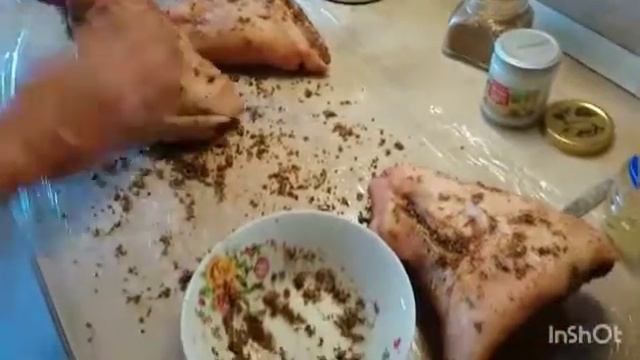 Томленые свиные рульки в чудо печи на даче. смотреть онлайн