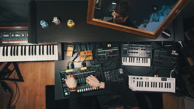 Jam #25 Electro Test Drive. TR8, Alpha Juno, MicroBrute, JX-3P. смотреть онлайн