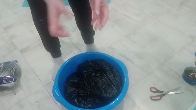 Беларусь | Ремонт продолжается | Наношу жидкие обои смотреть онлайн