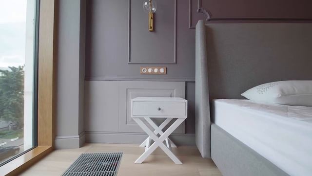 Лаконичный интерьер трехкомнатной квартиры. смотреть онлайн