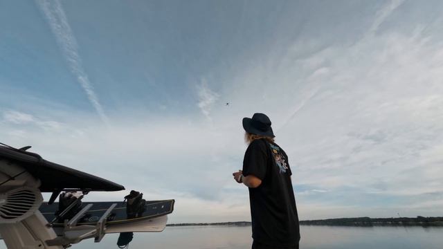 Chris Rogers tests out the DJI Mavic 3 Classic | DJI South Africa смотреть онлайн