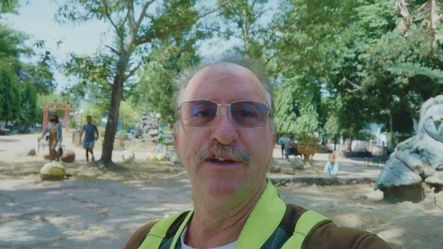 Why ride motorcycle at night with lights off? смотреть онлайн