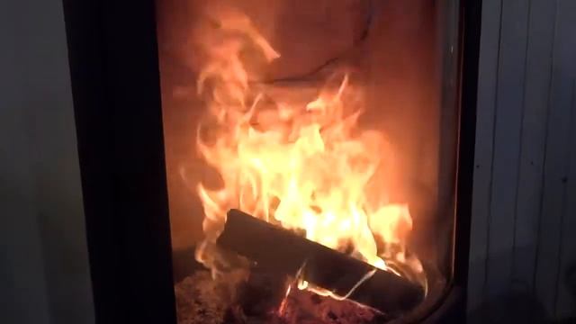 печь камин HWAM Wiking Luma с автопилотом (климат контроль*) смотреть онлайн