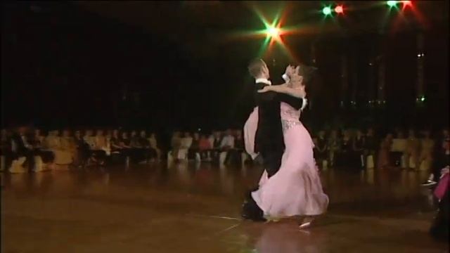 WSSDF 2011 Viennese Waltz. Sascha Karabey & Natascha Karabey