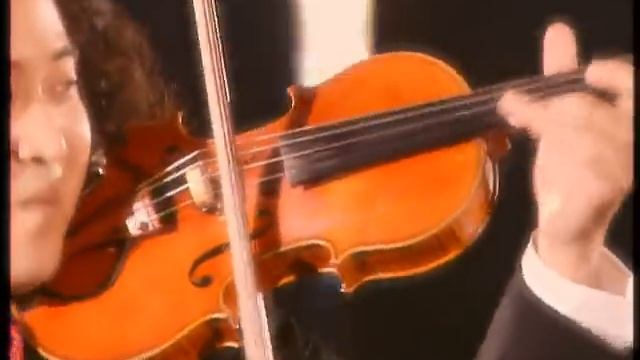 Celine Dion - To Love You More смотреть онлайн