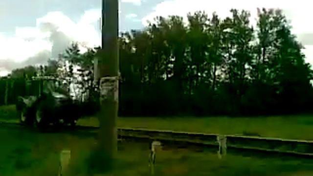 Tractor On Rails: Train-tractor!!! / Трактор едет по рельсам