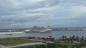 Алекс Брежнев Чем занят