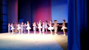 Топ топ топает малыш