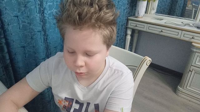 голосовой помощник Алиса смотреть онлайн