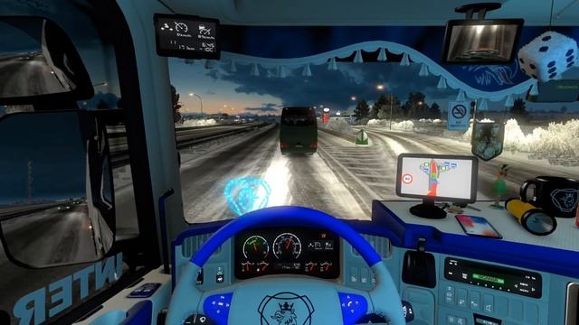 ETS2 (v1.28) - Scania R Tuning V8 Sound + Winter Mod [Snow Chains] Warning! It Slips смотреть онлайн