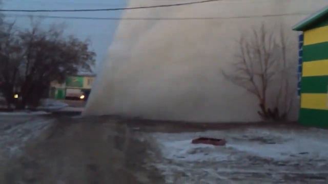 Фонтан воды на Богдана Хмельницкого смотреть онлайн
