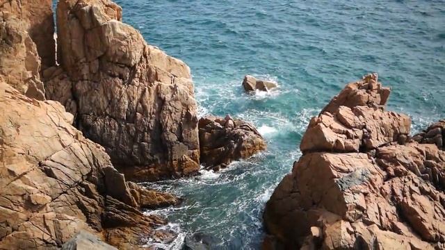 Грот черной акулы, остров Рикорда. Путешествия по Приморскому краю. смотреть онлайн