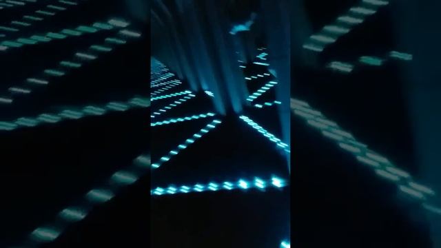Mirror Maze part 1 смотреть онлайн