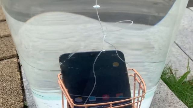 Xiaomi Mi 9 Waterproof Test