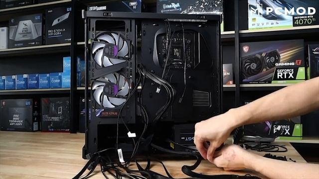 Hyte Y40 - PC Build смотреть онлайн