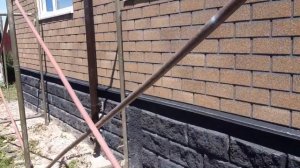 Отделка фасада  HAUBERK песчаный кирпич , без подложки на прямую на сип дом !