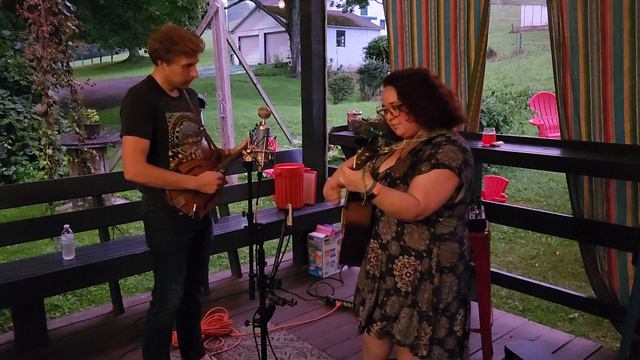 "Everything is Free" by Gillian Welch performed by Emmy of the Mountains and Chris Jones смотреть онлайн