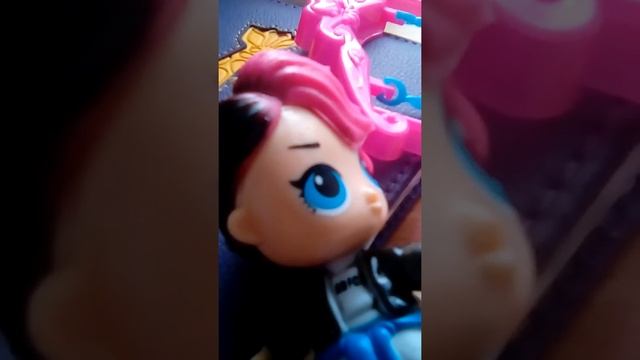 Рисуем куклу L.O.L подделку смотреть онлайн