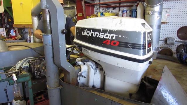 Johnson 40 Tiller 20" Remote Outboard Motor смотреть онлайн