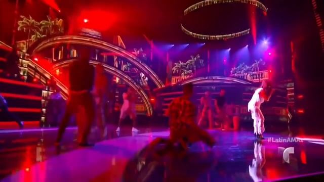 Fifth Harmony Watching Ex-Member Camila Cabello Perform "Havana" смотреть онлайн