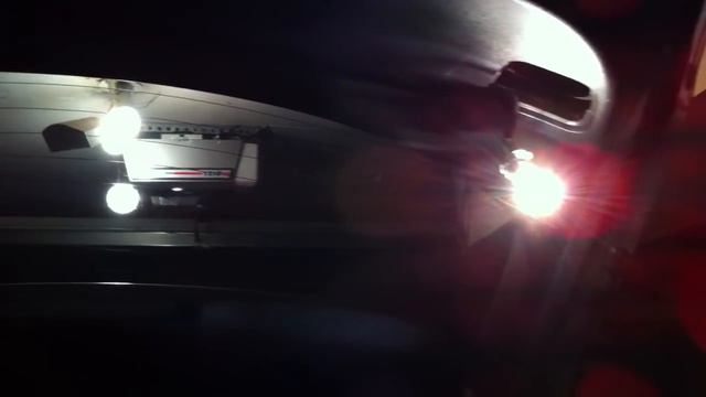 5W LED Cree Q5 Chip vs Stock | Autolismo.com смотреть онлайн