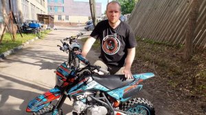 Питбайки Regulmoto Seven 125E vs Regulmoto Seven medalist 150E. Ищем отличия.