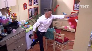 Дом-2: Роман Макеев крушит дом Рапунцелей