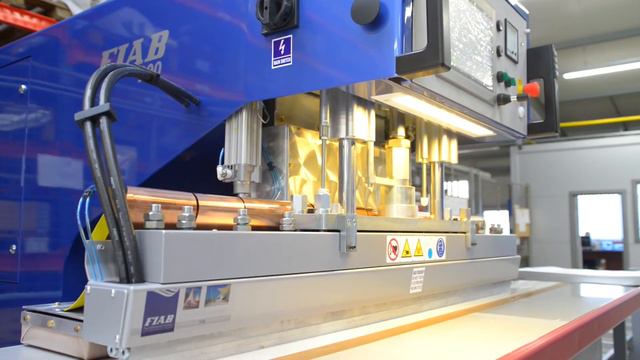 FIAB 900 movable version (english subtitles) смотреть онлайн