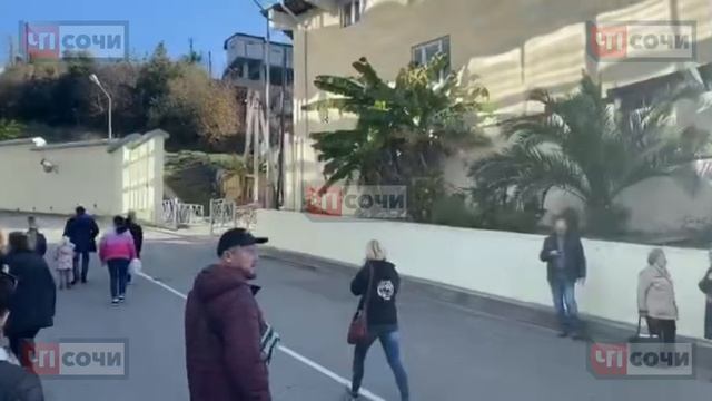 Эвакуирован ТЦ Олимп в Сочи смотреть онлайн