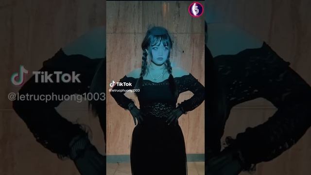 Dance With My Hands - Wednesday Adams Dance TikTok Challenge #dance #wednesdayaddams