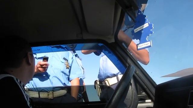 Украинские ДАИшники 2 (Днепропетровск) Знак стоп. смотреть онлайн