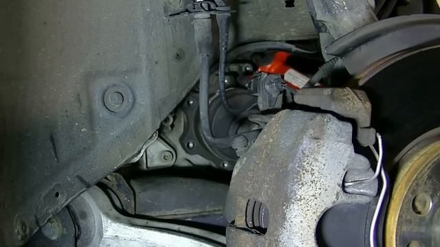 How to Remove and Replace a CV Axle - VW Passat Audi A4 A6 смотреть онлайн