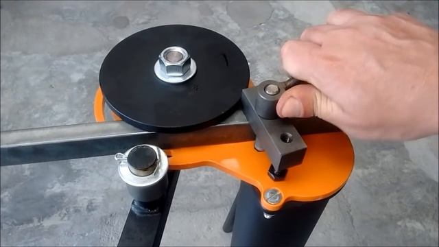 Curvando Metalon 20 x 30 mm - Parte 1 - Square Bending Machine смотреть онлайн