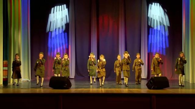 Разноцветная игра Прадедушка смотреть онлайн