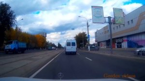 Луганск  В центр города по Оборонной на центральный рынок