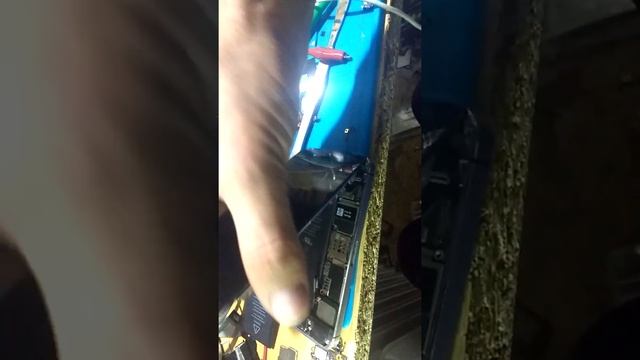 Iphone 5s не заряжается айфон смотреть онлайн