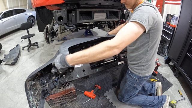 Ram TRX Bumper Mod | TRX Bumper Removal | How To Remove Ram 1500 Front Bumper | TRX Skid Plate смотреть онлайн