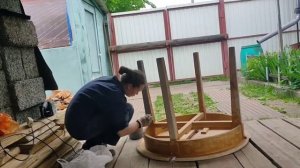 РЕСТАВРАЦИЯ СТОЛА ЖЕНСКИМИ РУКАМИ / ПЕРЕДЕЛКА СТАРЫХ СТУЛЬЕВ / КОМПЛЕКТ МЕБЕЛИ В ДЕРЕВНЮ ГОТОВ